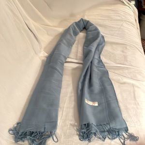 Very nice light blue scarf/wrap